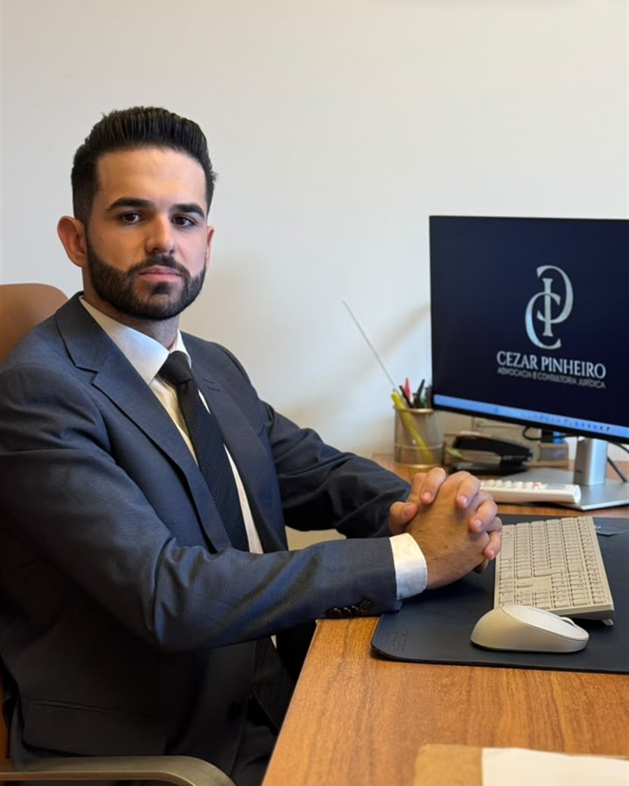 Cezar Vitor Vieira Pinheiro — OAB/MG 230.349, no escritório em São Sebastião do Maranhão/MG